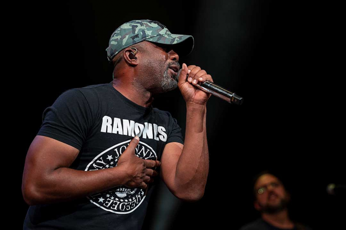 Darius Rucker at Hard Rock Live