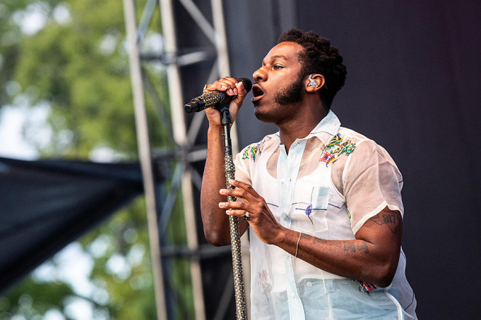 Leon Bridges at Hard Rock Live